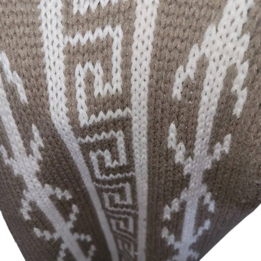 Steve Madden Womens Beige & White Acrylic Knit Infinity Scarf With Geometric Pat